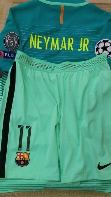 FC バルセロナ（3rd） 16/17 オーセンティック CL用 穴開き背