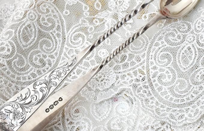 英国アンティーク銀器【純銀】1857年 シュガートング 大 - Edwardian