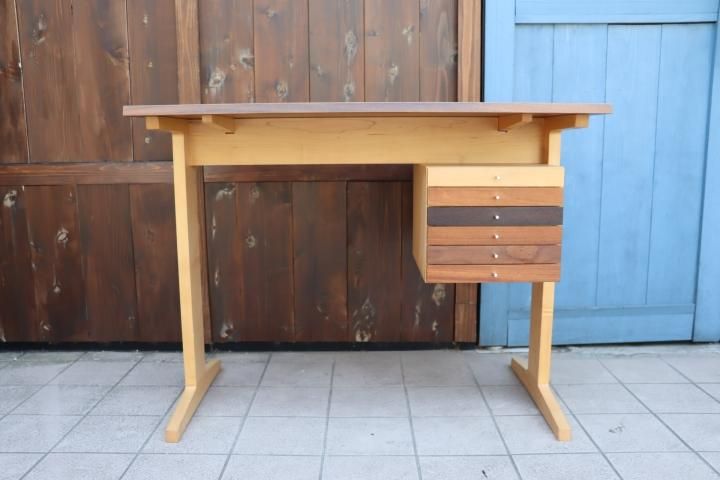 Hiromatsu Furniture(広松木工)のSONO(ソノ) パーソナルデスクです