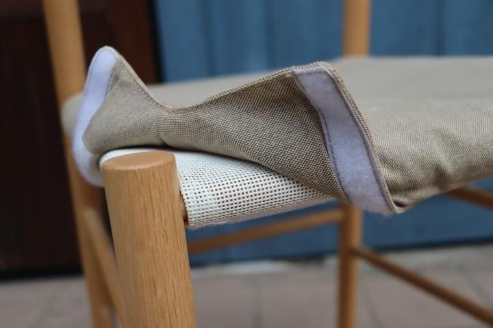 人気の無印良品(MUJI)のオーク材を使用した軽量チェアです！とても軽い