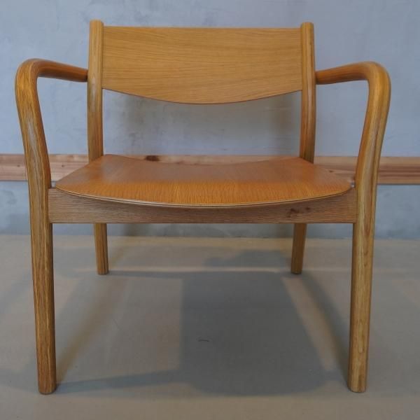 値下げ/無印良品(MUJI)のオーク材を使用したラウンジアームチェアです