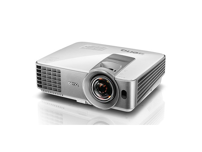 BenQ、1mの距離で55型の投写が可能な超単焦点プロジェクター - 価格.com