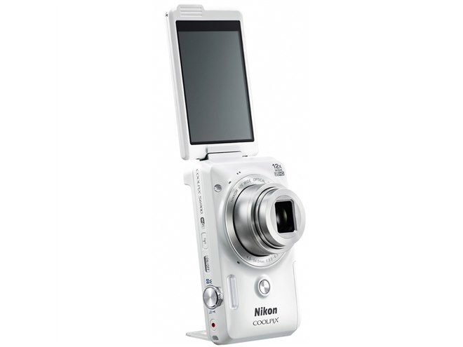 ニコン、自分撮り機能を強化した「COOLPIX S6900」を10/16発売 - 価格.com