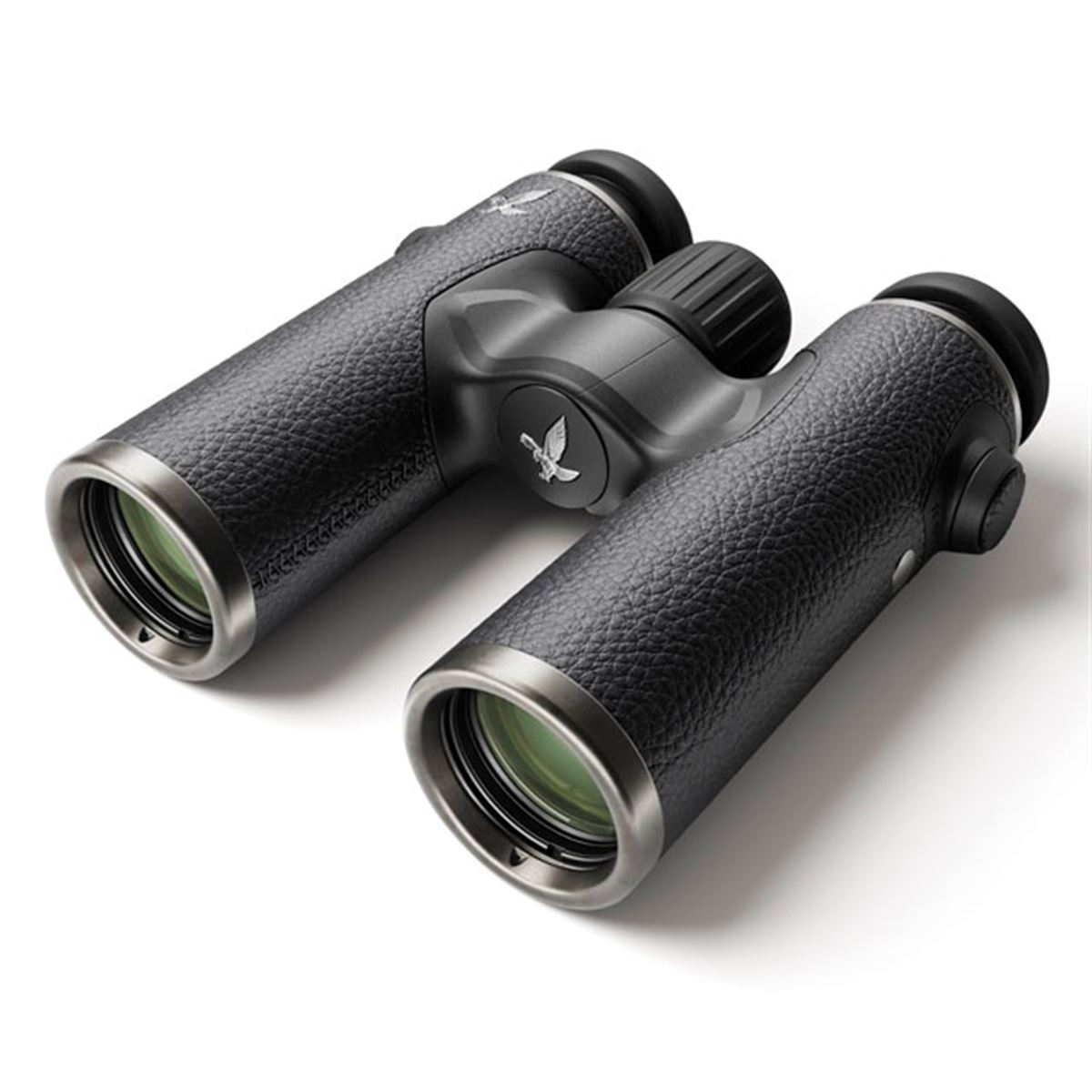 SWAROVSKI OPTIK創立75周年記念モデルの双眼鏡「CL COMPANION Habicht