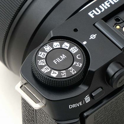 ニコンからAPS-Cの新フラッグシップモデル「D500」が突如発表！ ファン