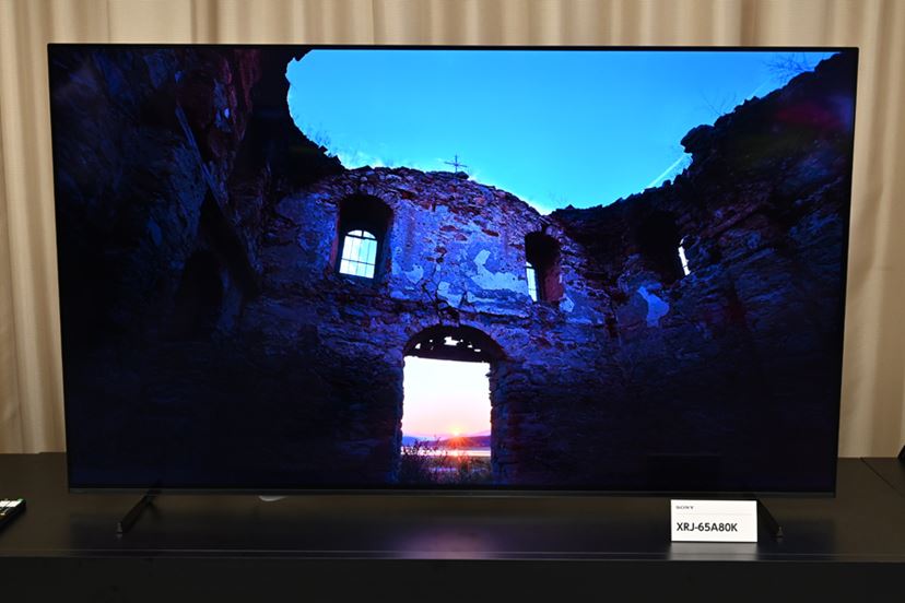 ソニーから2022年最新ブラビア登場。新有機ELパネル、42V型有機EL