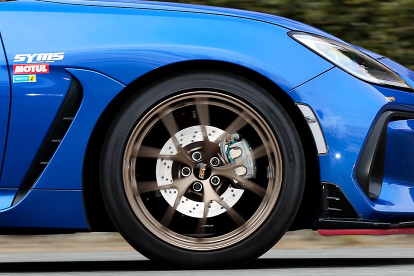 BRZ」に「Project μ」のブレーキパッドを装着！ 街乗りからサーキット