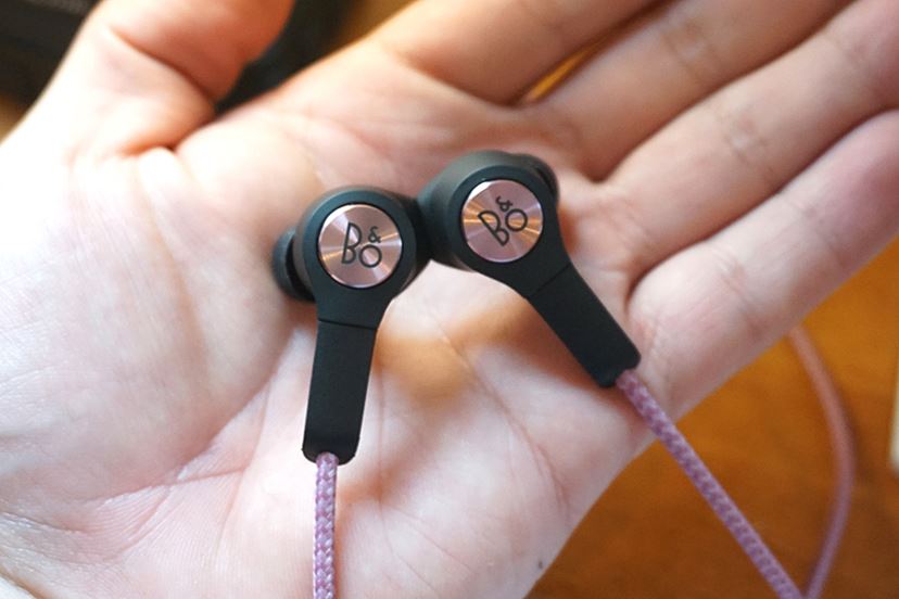 B&O PLAYから、初のBluetoothワイヤレスイヤホン「Beoplay H5」登場