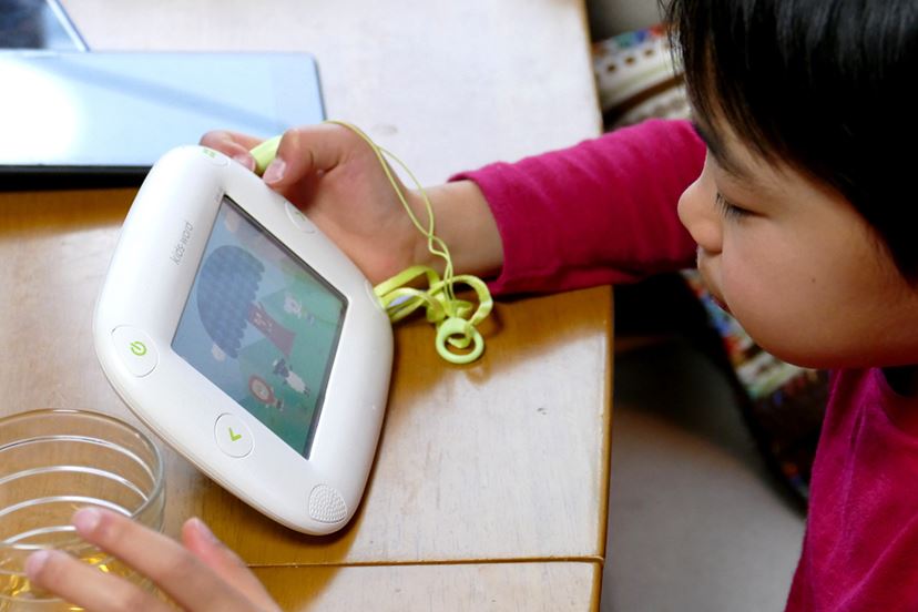 自習癖が付きそう！ 未就学児の手にフィットする知育タブレット「kids