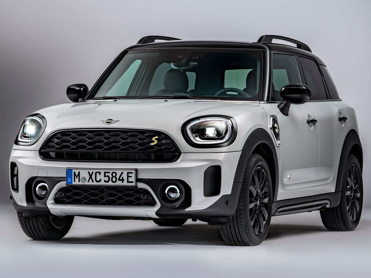 ミニ MINI CROSSOVER (クロスオーバー) プラグインハイブリッド 2017年