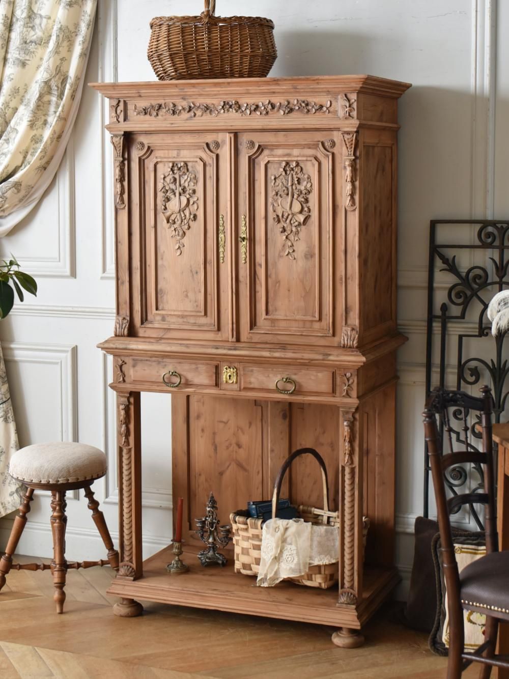フランスアンティーク家具 アンティークキャビネット.11 フレンチ
