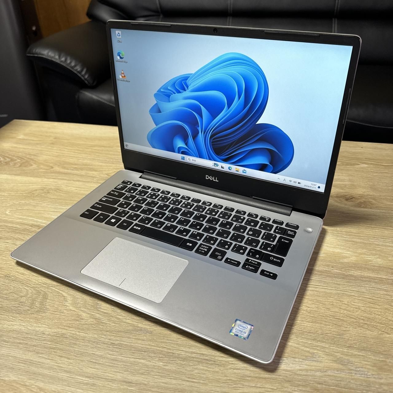 美品 ノートパソコン liyama Corei5-8265U NVMeSSD 美品 ノート