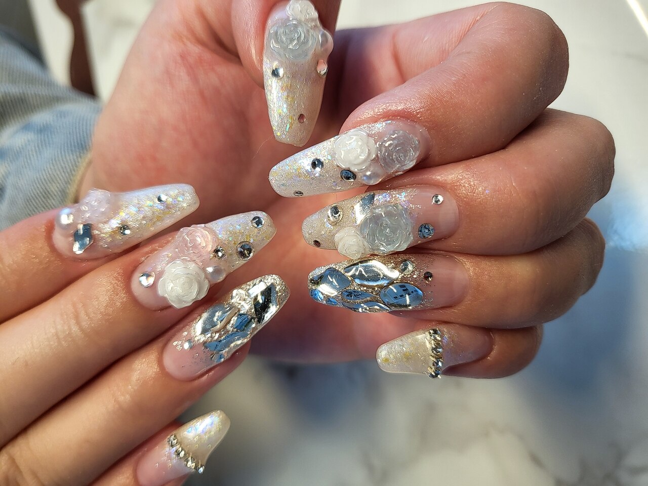 2026年春トレンド】ゴージャス ハンド 春のネイルデザイン集｜人気順