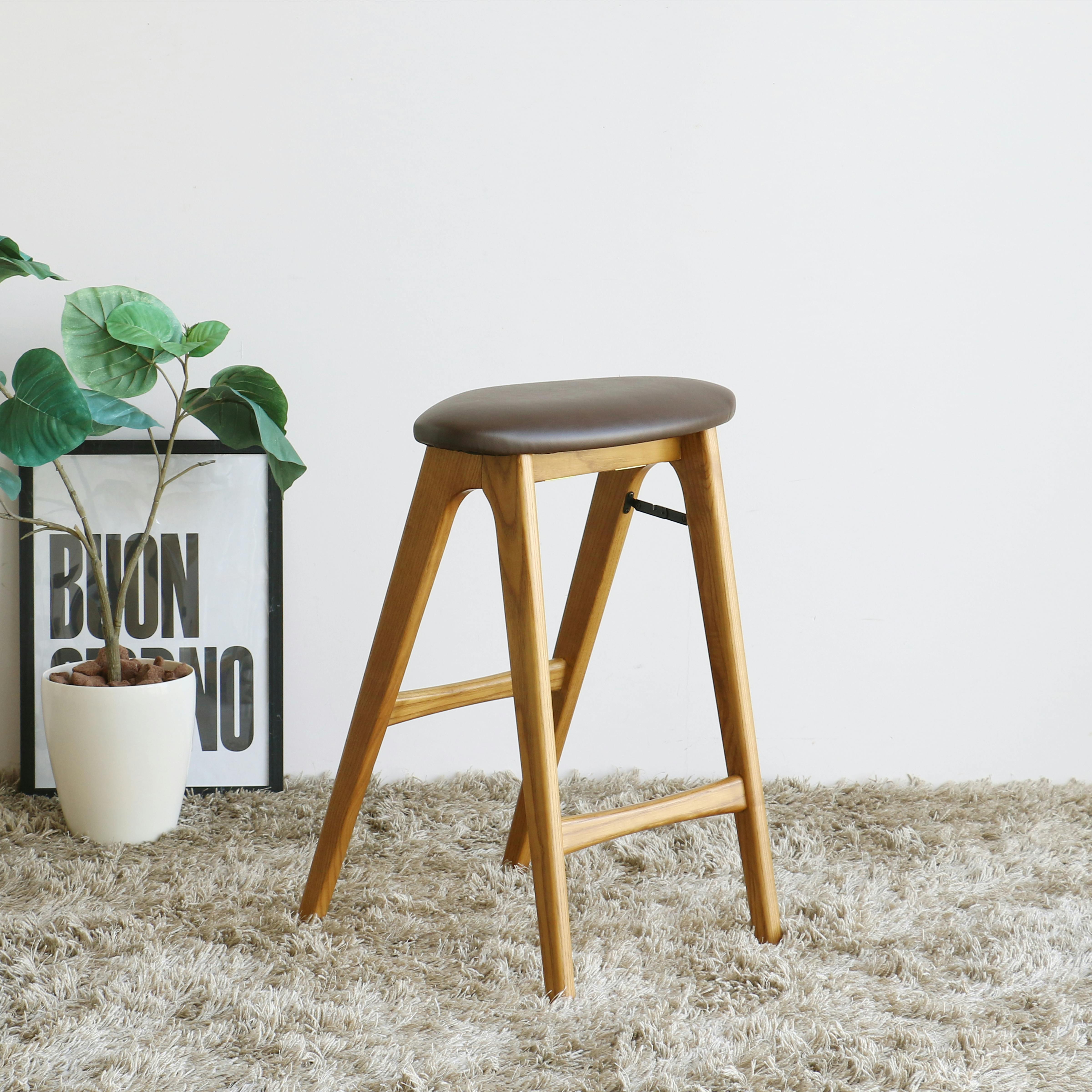 折りたためるチェア ヴィンテージ、カフェスタイルのインテリアに合う