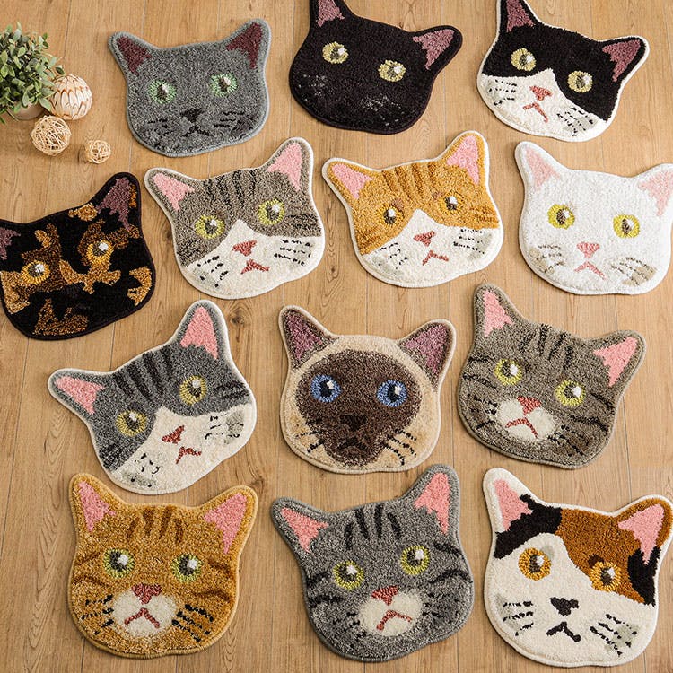 ネコ 好きに嬉しい 猫 顔 マット【猫の種類：サバシロ】／ チェア