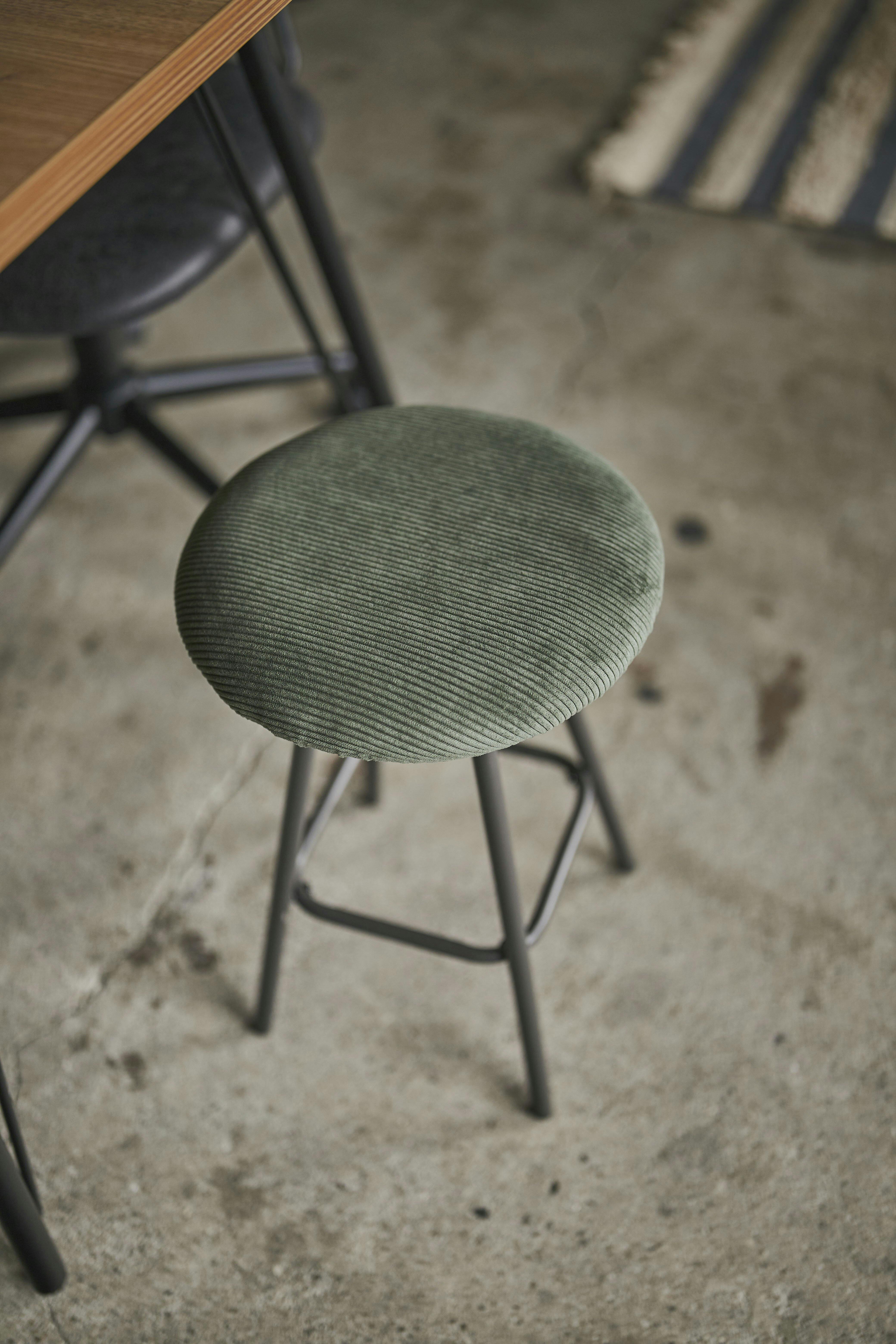 東谷 Room Essence スツール グリーン Size：29×29×45 【4985155232178