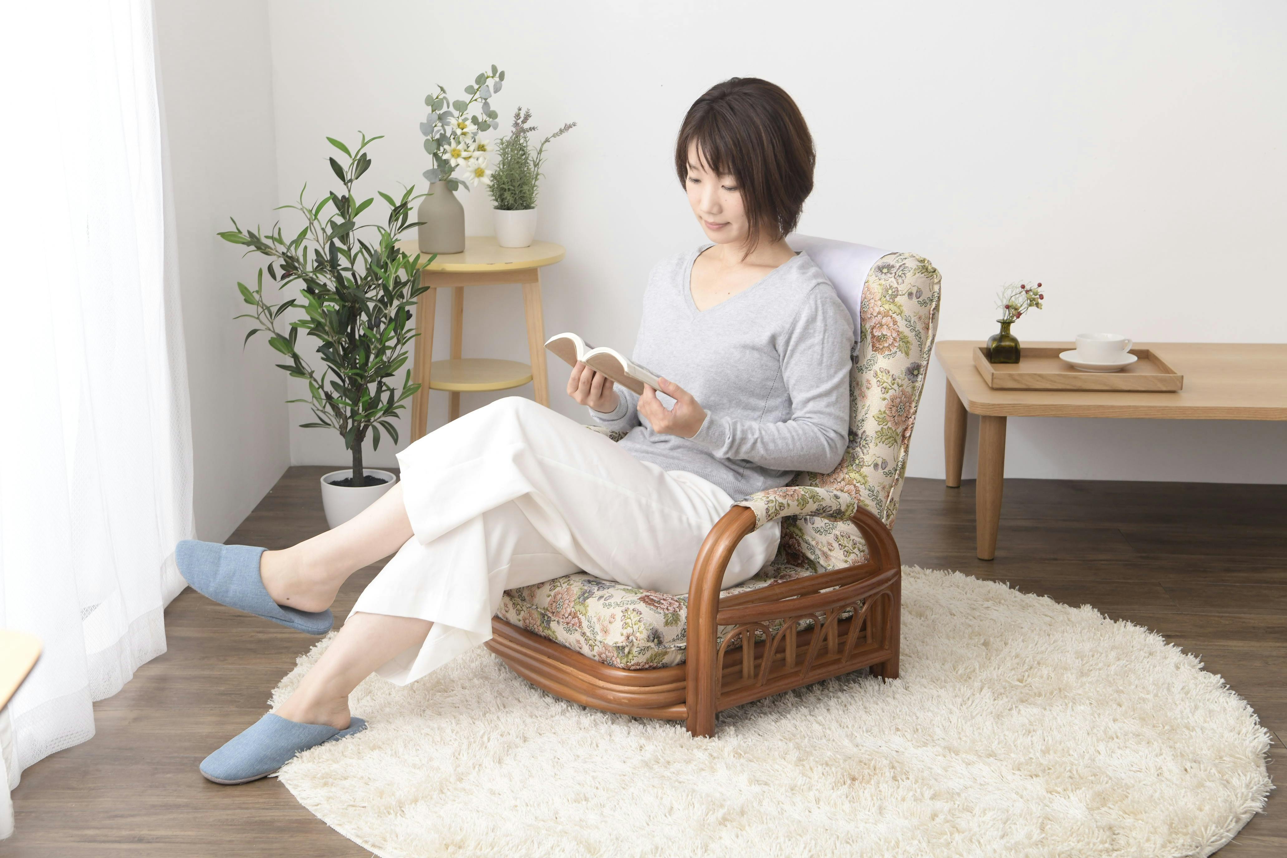 タック Vita 天然籐 リクライニング回転座椅子 ロー TAN-230L 天然籐を