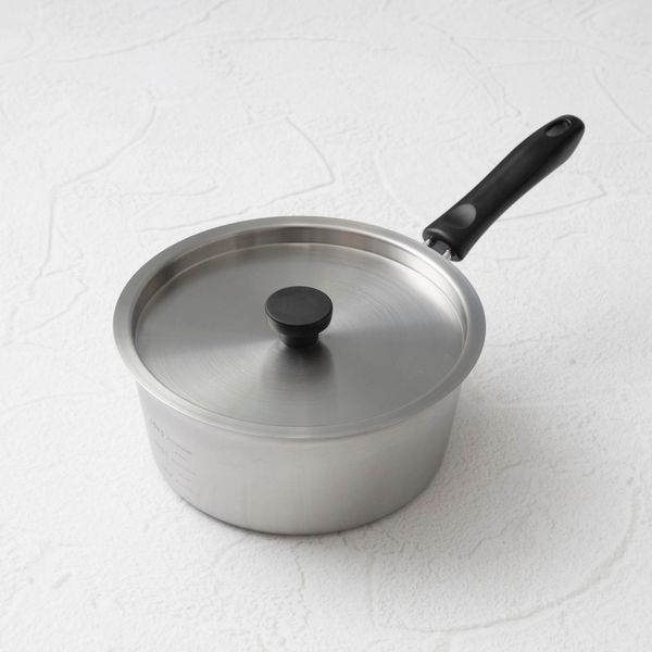 Three Snow 新越ワークス/そそぎ上手片手鍋20cm（目盛付） -蓋付き