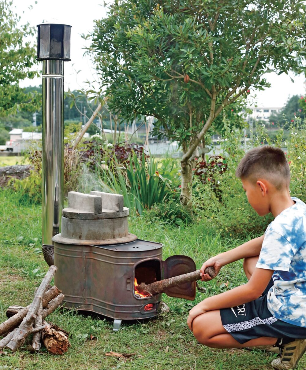 税込5280円も！「時計型ストーブ」で始める薪ストーブ生活／暖房