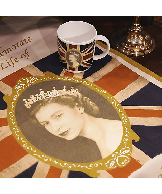 ☆【予約販売】エリザベス2世 ティータオル【4月中旬以降順次発送