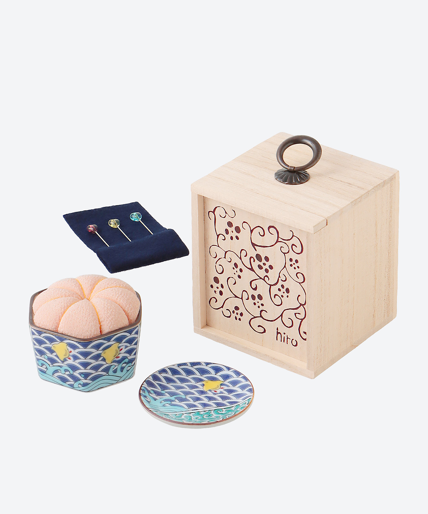 hiroオリジナル 九谷焼針山セット 千鳥 | hiro/ヒロ | 三越伊勢丹