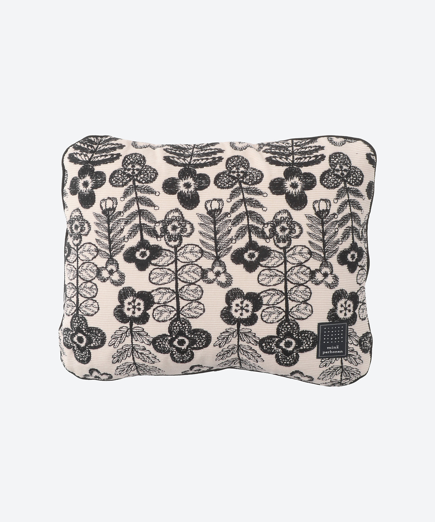 swing garden” gnocchi cushion S | mina