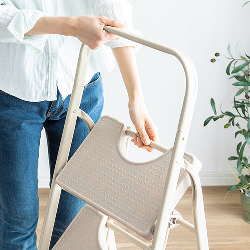 myowako様限定の、3段のオーダー踏み台です。 myowako様限定の、3段の