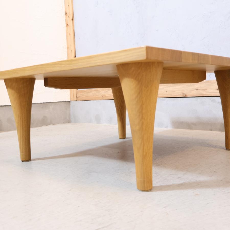 飛騨産業 キツツキ HIDA 森のことば オーク無垢材 節入り 正方形