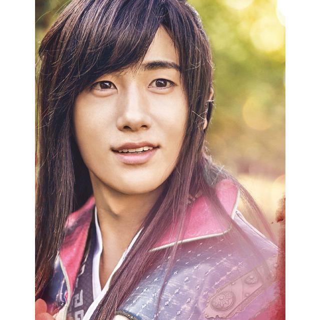 韓国ドラマ 写真 エッセイ『花郎（ファラン） Photobook』 パク