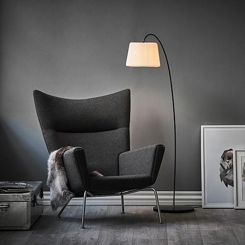 予約注文/4月上旬頃入荷）LE KLINT（レ・クリント）フロア照明 MODEL