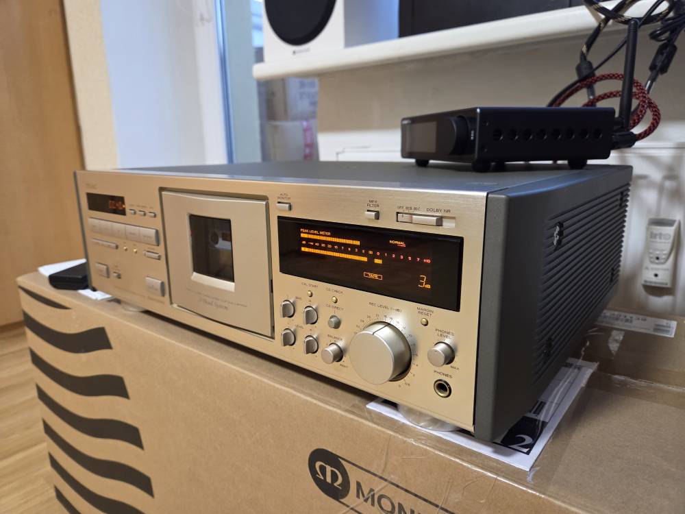 Cassette deck TEAC V-7000 - Jnats