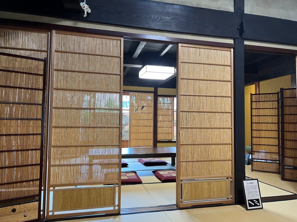金澤町家の夏！簾戸に入れ替えました。 | 金澤町家情報館