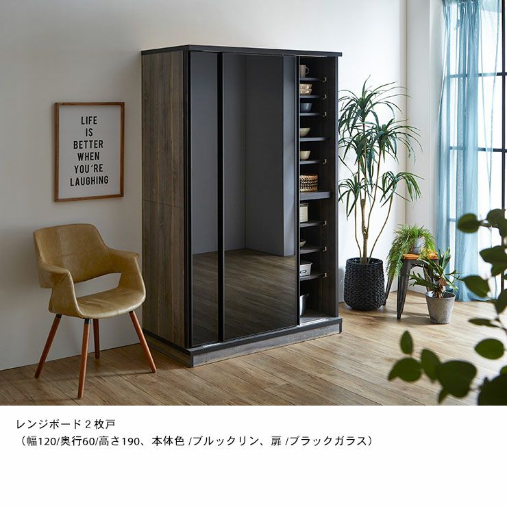 古い木枠のガラス戸棚引き出し2杯