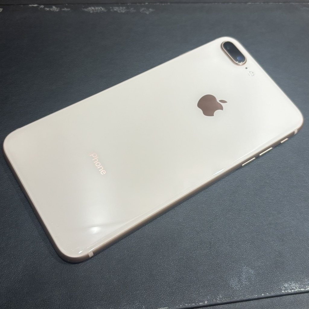 なんば店｜端末買取｜SIMロック解除(au) iPhone8Plus 64GB ゴールド