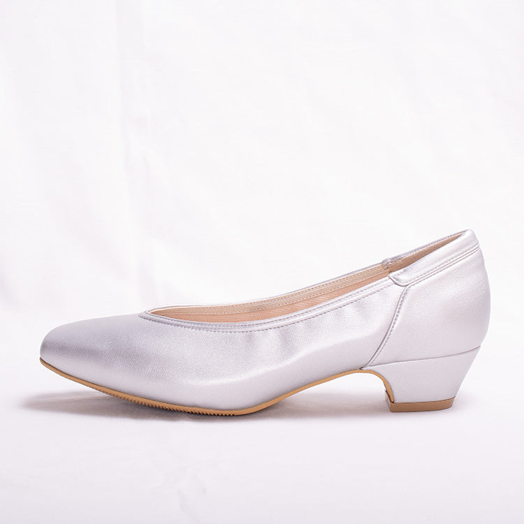 シルバーヴィーガンレザー ほわほわフラッツ– kay me