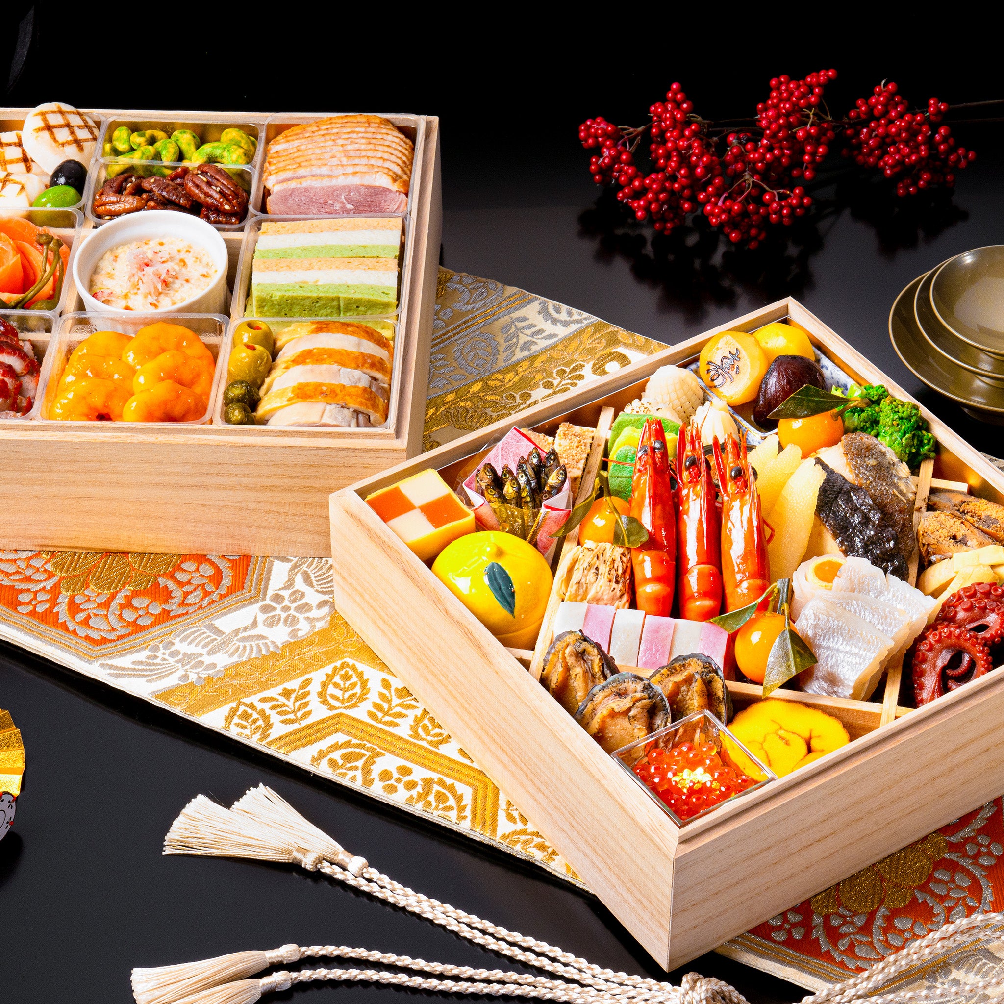 おせち2026】おせち和洋中二段重（3～4名様用） – プラザオンライン