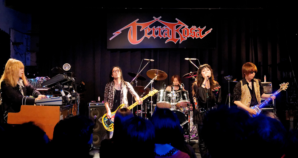 伝説の様式美ヘヴィ・メタル・バンド、TERRA ROSAが三夜限りの復活