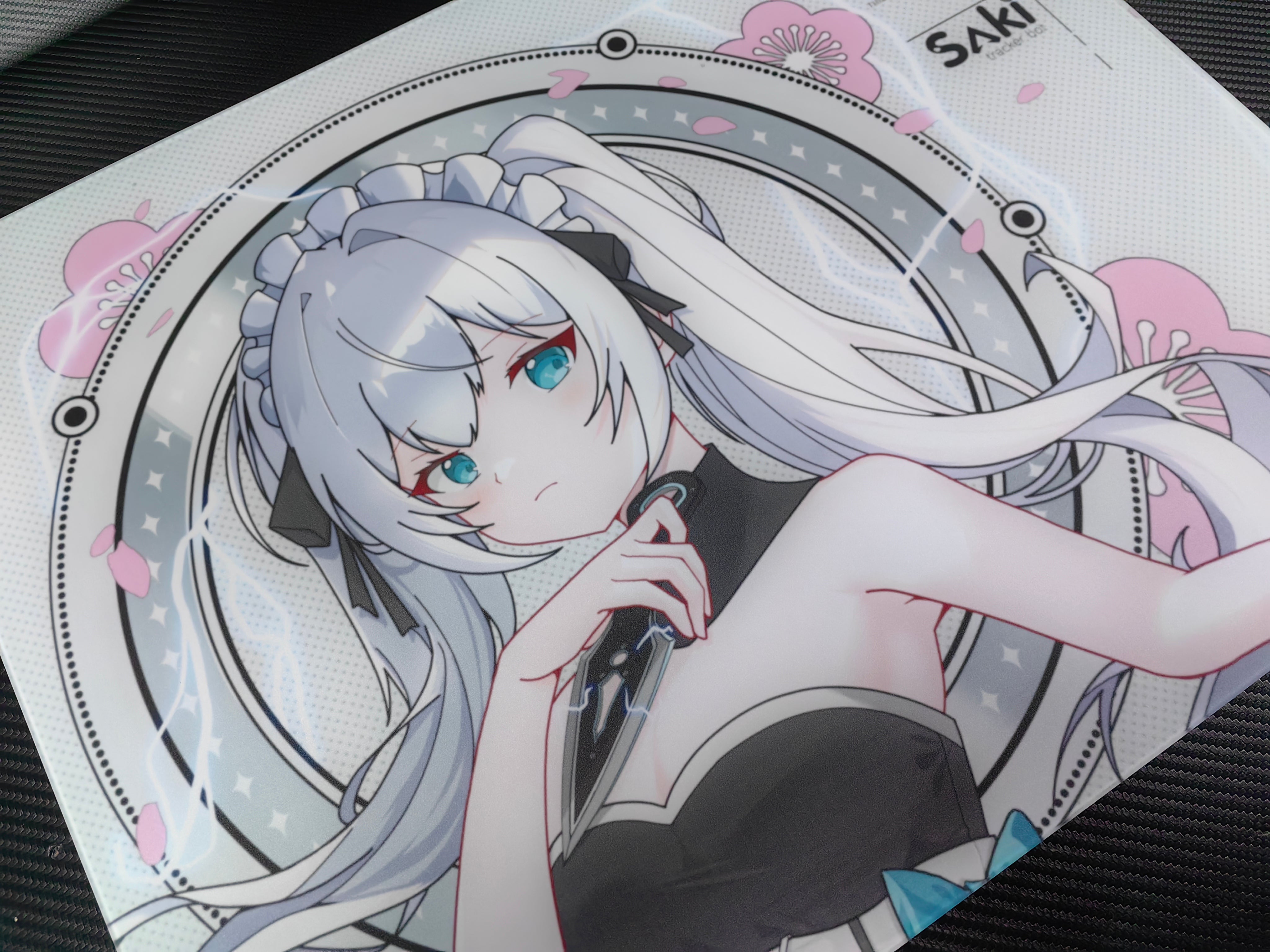 D-GLOW 影 Saki【ガラス製マウスパッド】