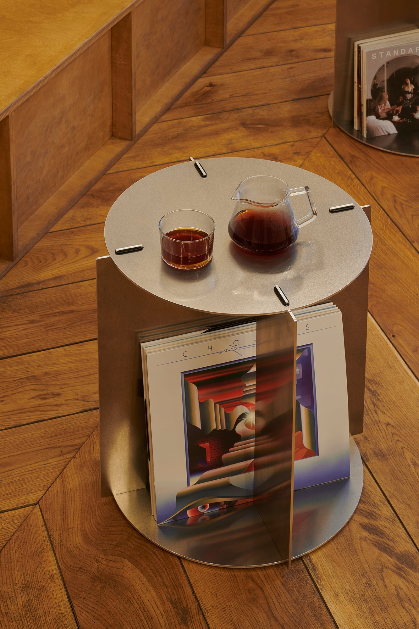 Neowise_Aero_Coffee_Table_2.