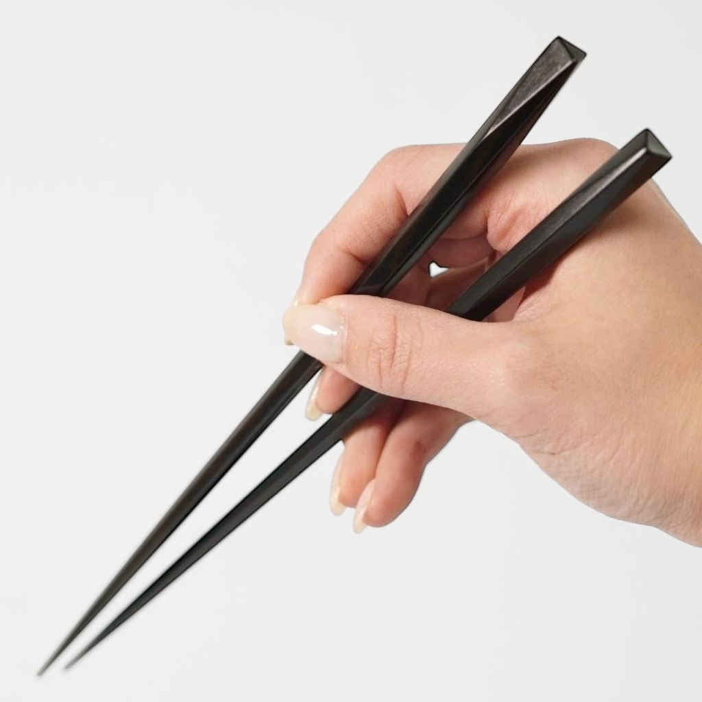 山中 縞黒檀六角 箸 持手三角 (21.5cm/23.5cm) – 漆器 高翆