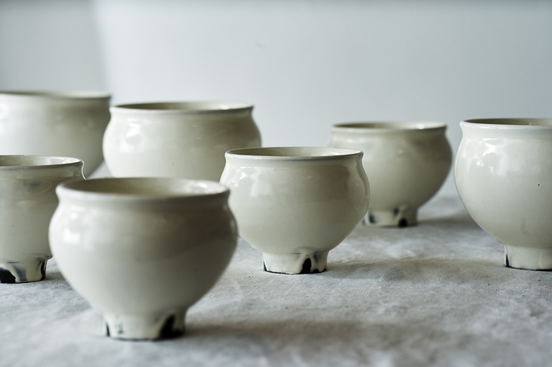 持つと使い途の想像が膨らむ鈴木環さんのピジョンカップ | 暮らしと