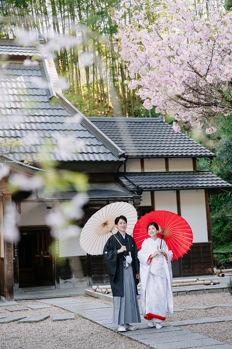 赤ふきの白無垢で京都前撮り・フォトウェディング｜京都好日