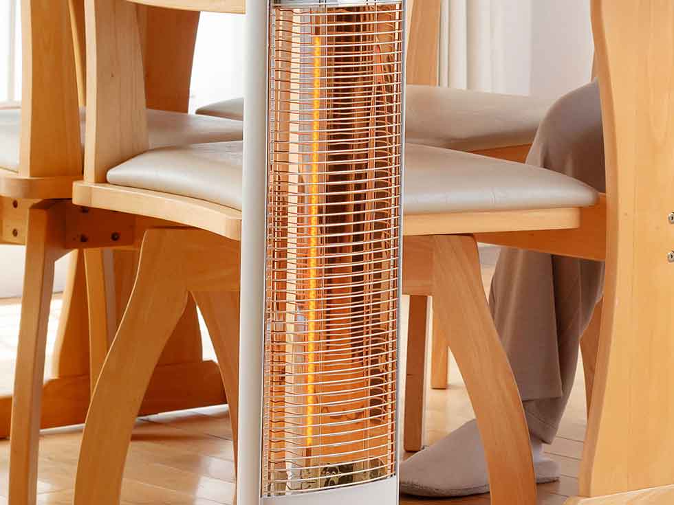 販売終了】カーボンヒーター遠赤電気ストーブKKH-0942 | コイズミ