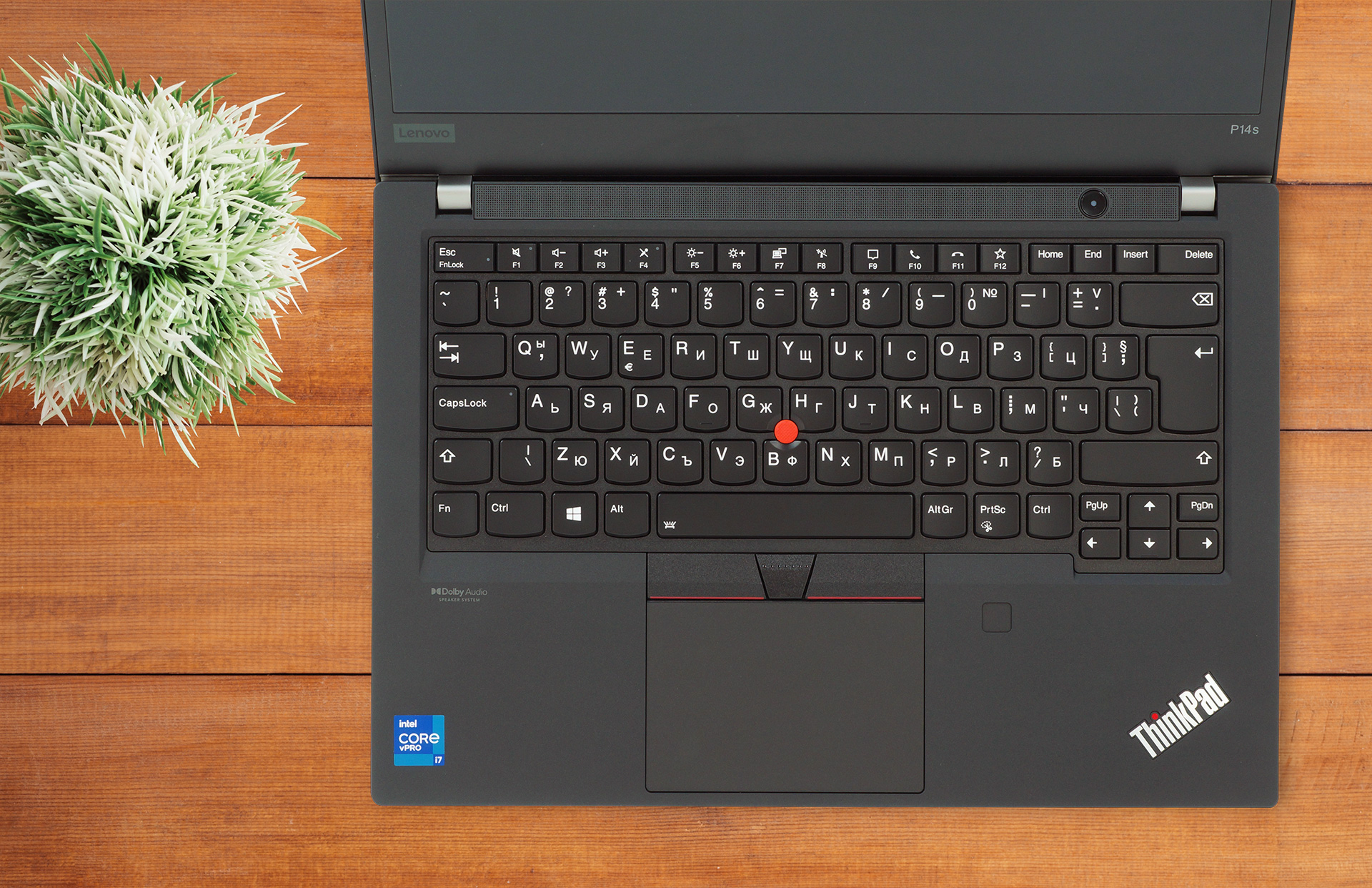 レノボ ThinkPad P14s Gen 2 レビュー - エンタープライズノートPCか