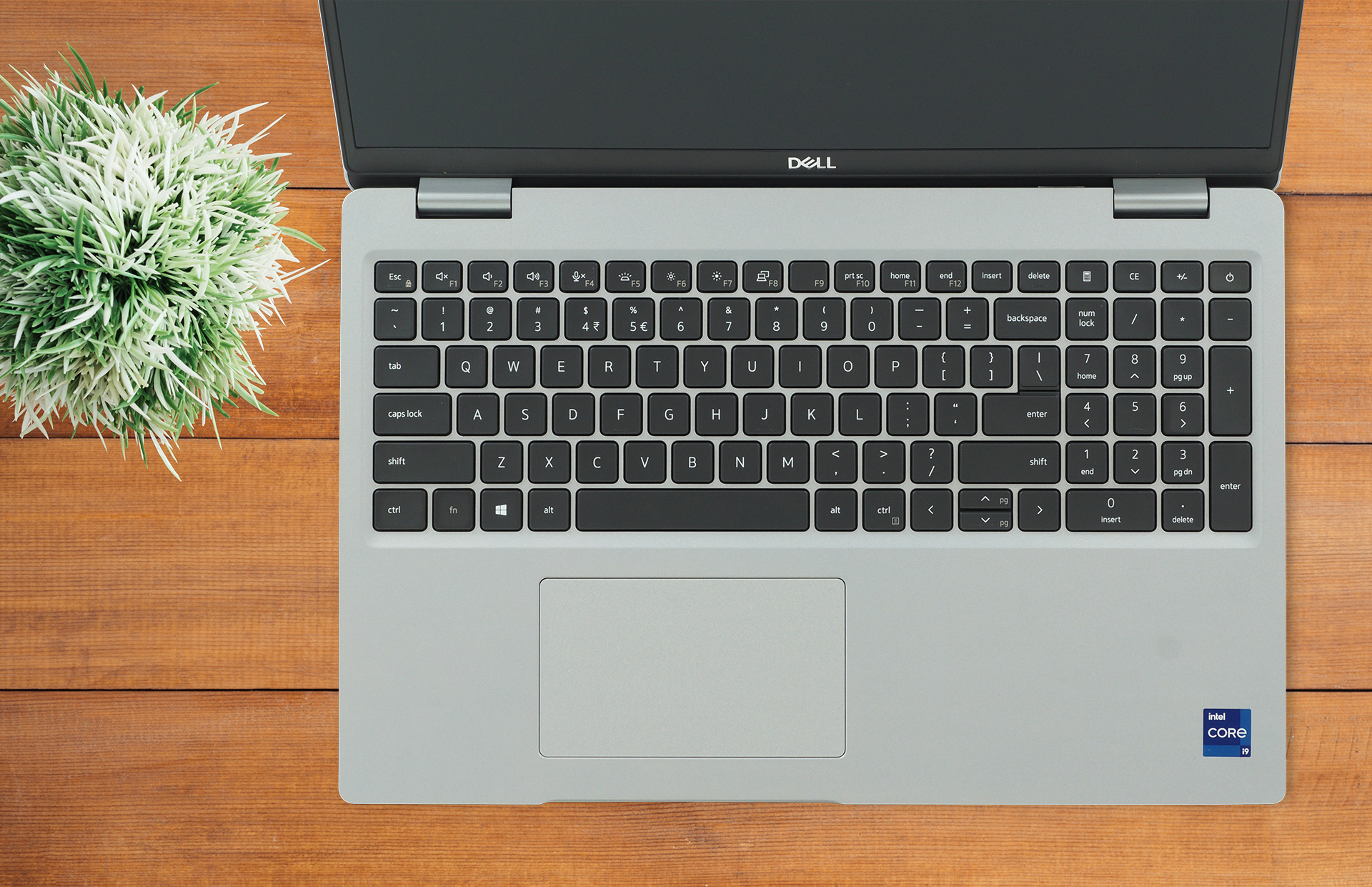 Dell Precision 15 3561レビュー - 強力なハードウェアに冷却機能は