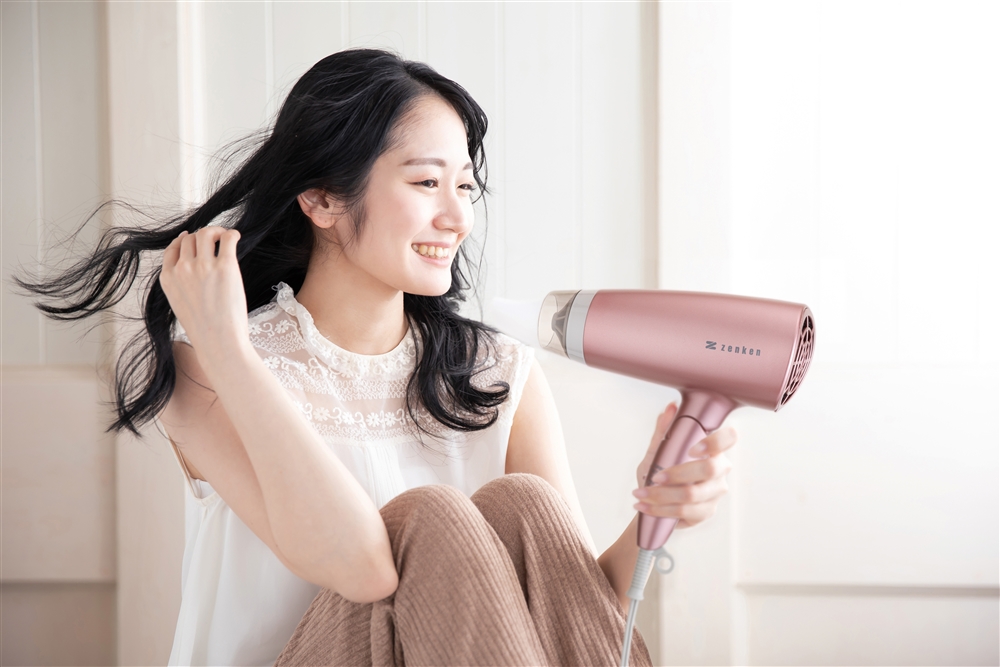 電磁波低減ヘアケアドライヤー ピンク