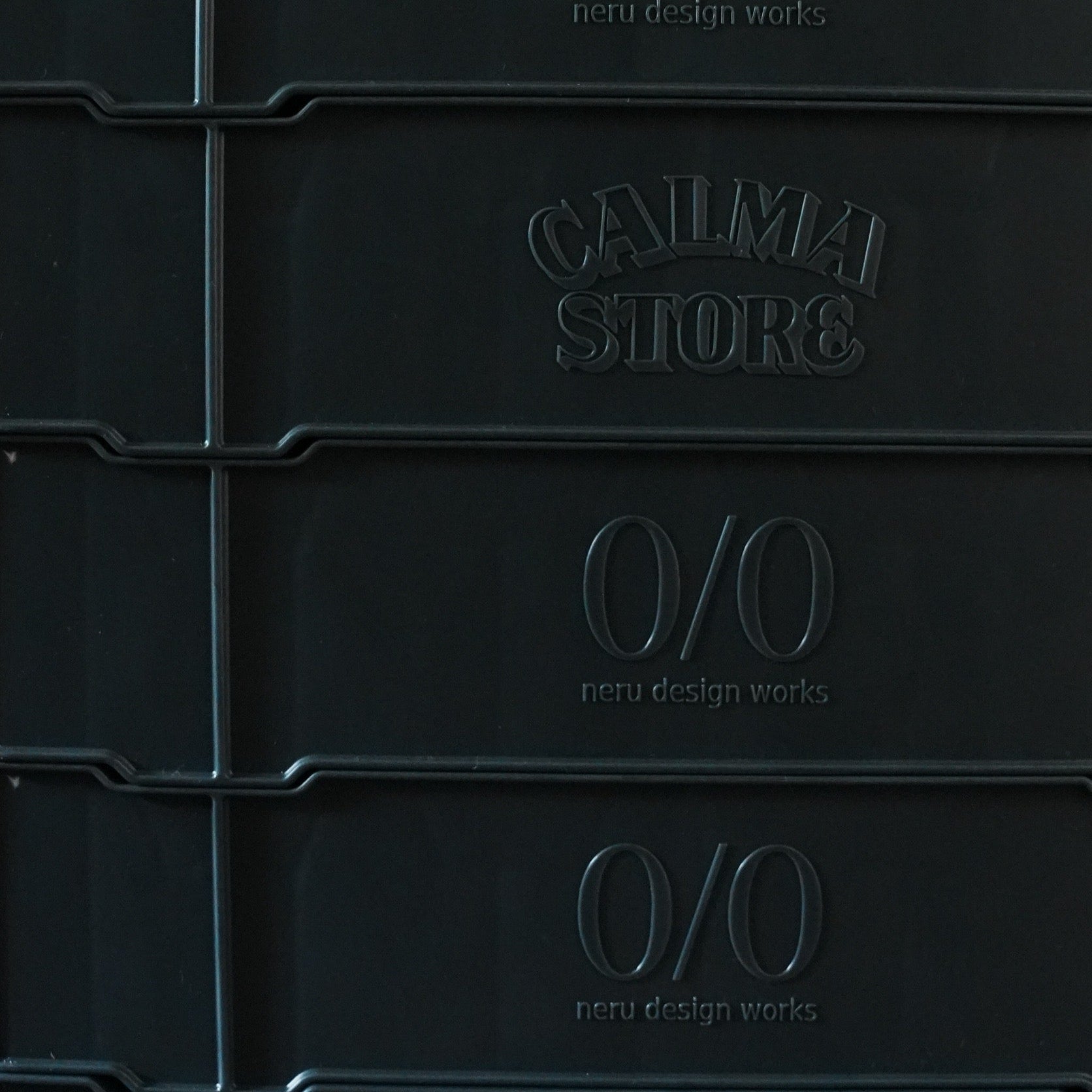 FLIPBOX NDW x calma store ver – LOG