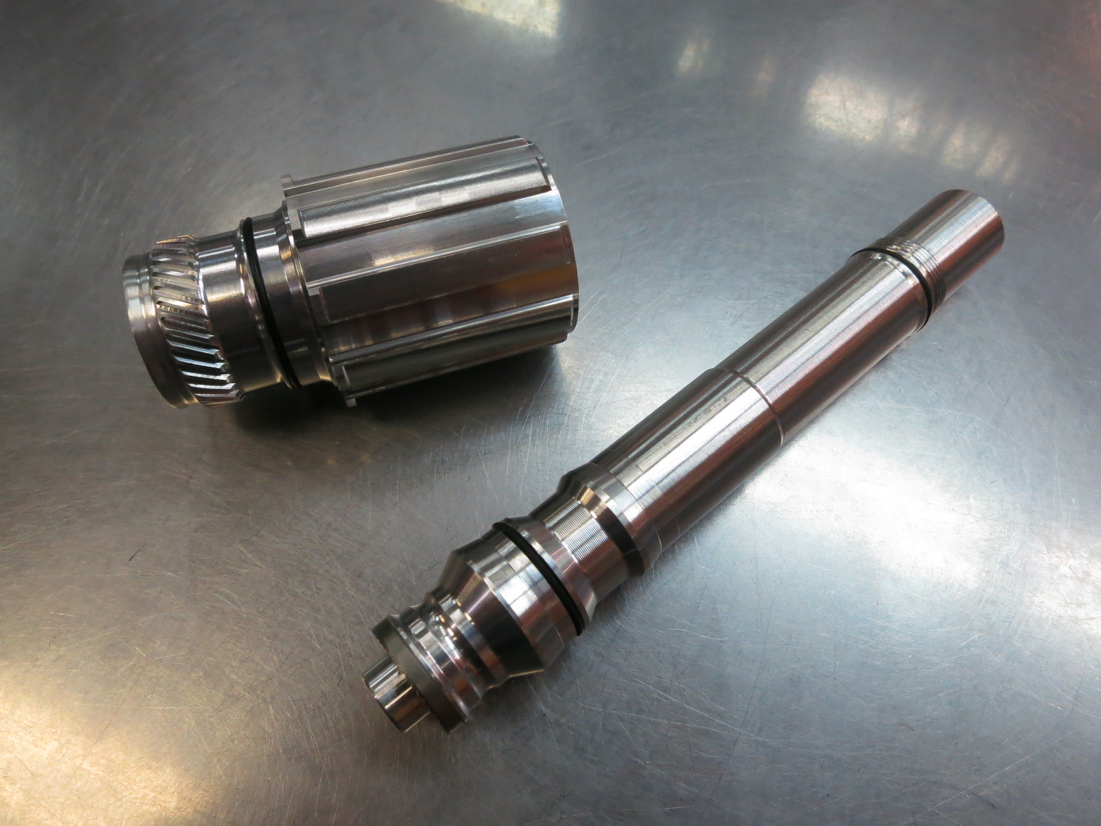 Chris King （クリスキング） R45 ハブを10→11速化