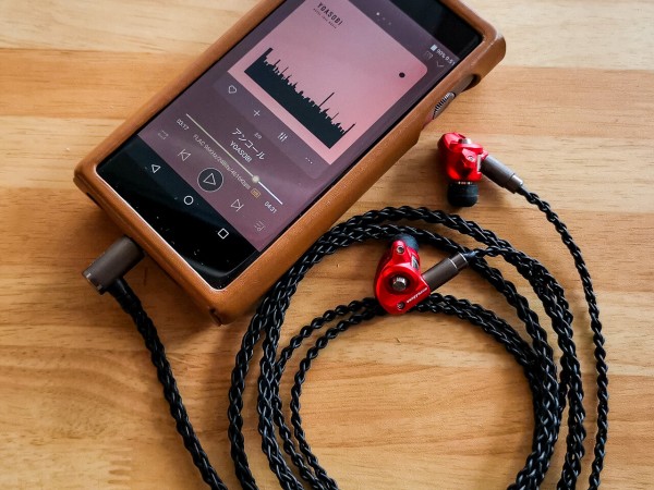 Acoustune HS1300SS」 上位モデルを継承しつつより使いやすいサウンド