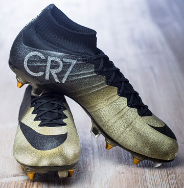 マーキュリアルスーパーフライ CR7 レアゴールド 登場 : Kohei's BLOG